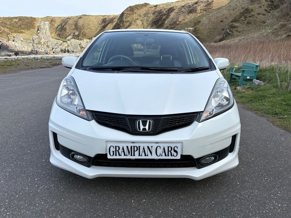 Used Honda Jazz 2014 for sale - 78117444: Photo 3