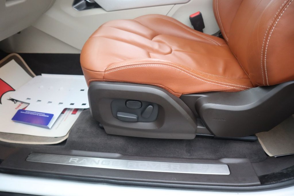 Used Land Rover Range Rover Evoque 2011 for sale - 77038418: Photo 17