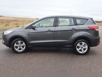 Used Ford Kuga 2015 for sale - 76245404: Photo