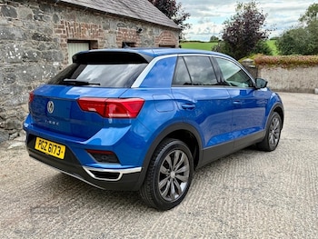 Used Volkswagen T-Roc 2020 for sale - 79522022: Photo