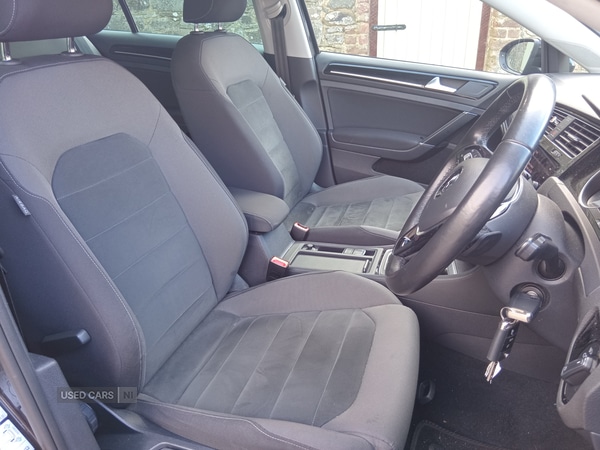 Used Volkswagen Golf 2017 for sale - 77613444: Photo 7