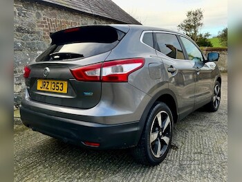 Used Nissan Qashqai 2015 for sale - 76586030: Photo
