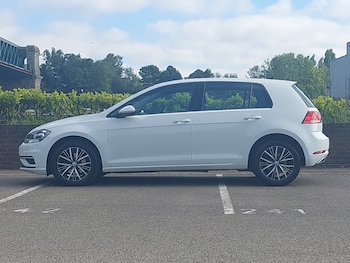 Used Volkswagen Golf 2018 for sale - 79144190: Photo