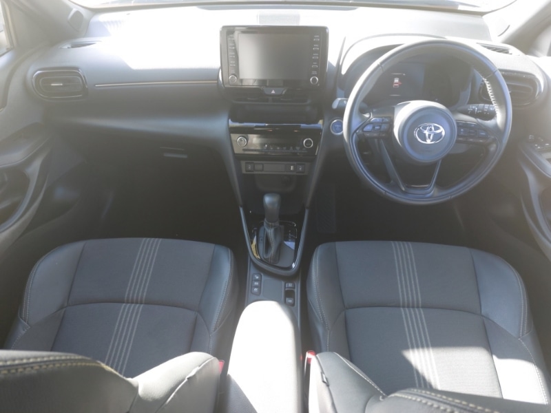 Used Toyota Yaris Cross 2022 for sale - 76540432: Photo 2
