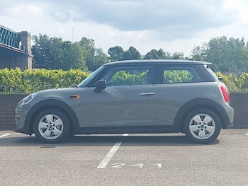 Used MINI Hatch 2017 for sale - 79106041: Photo