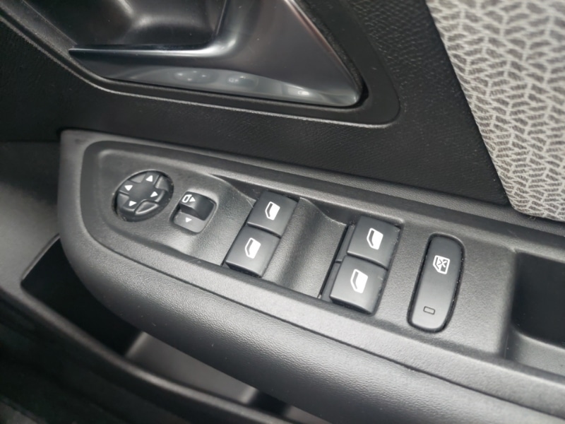 Used Citroen C4 2023 for sale - 77908345: Photo 13