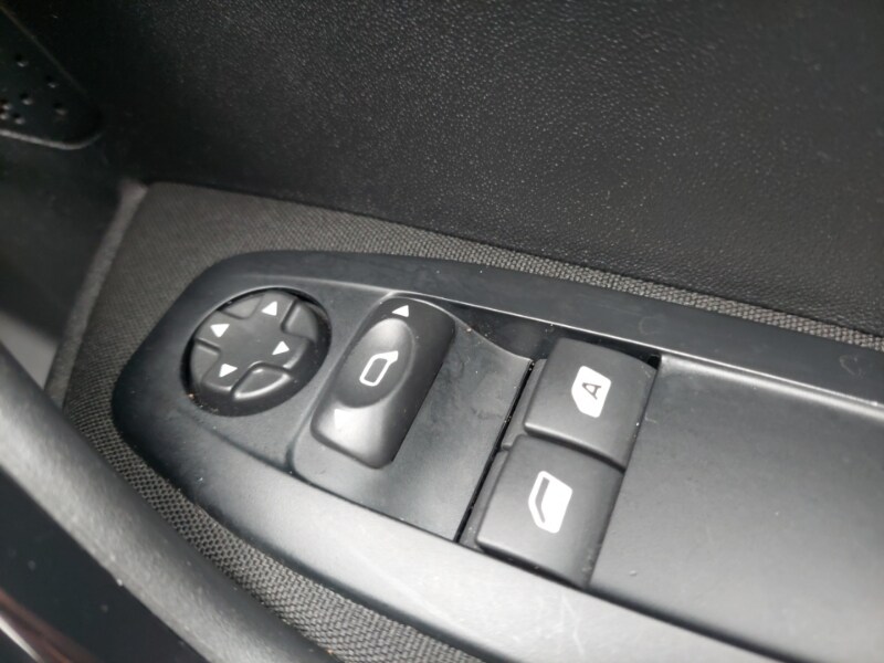 Used Peugeot 208 2016 for sale - 78094116: Photo 13