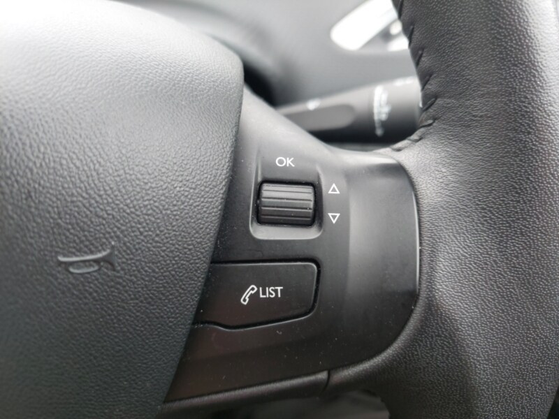 Used Peugeot 208 2016 for sale - 78094116: Photo 16