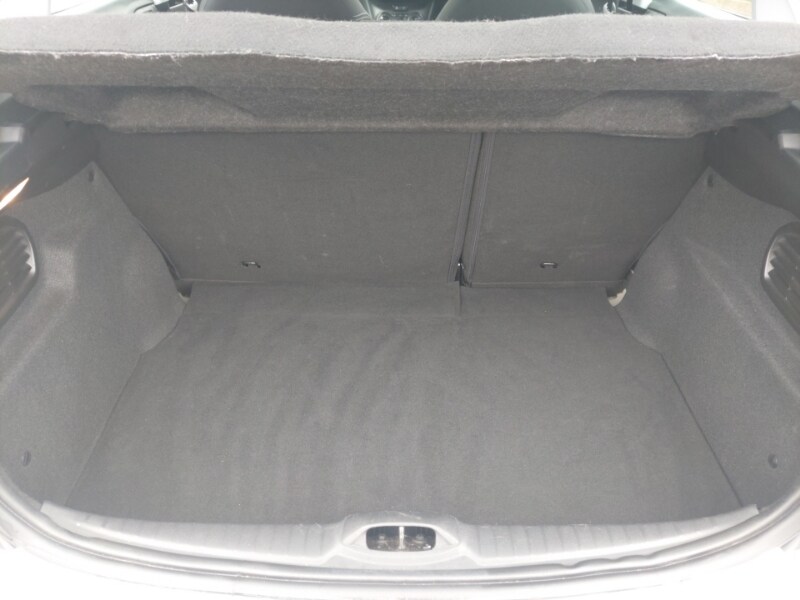 Used Peugeot 208 2016 for sale - 78094116: Photo 8