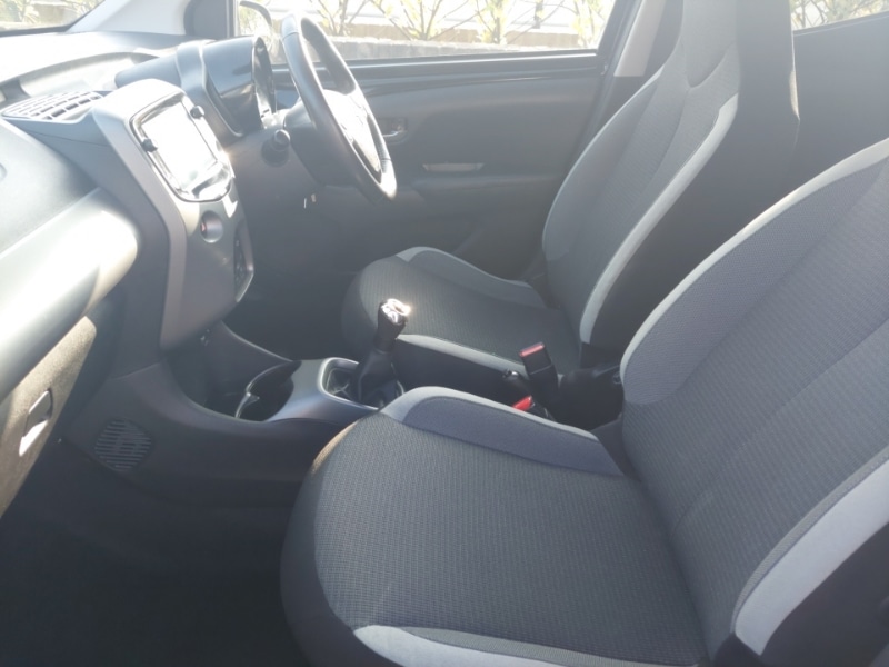 Used Toyota AYGO 2020 for sale - 77760944: Photo 5