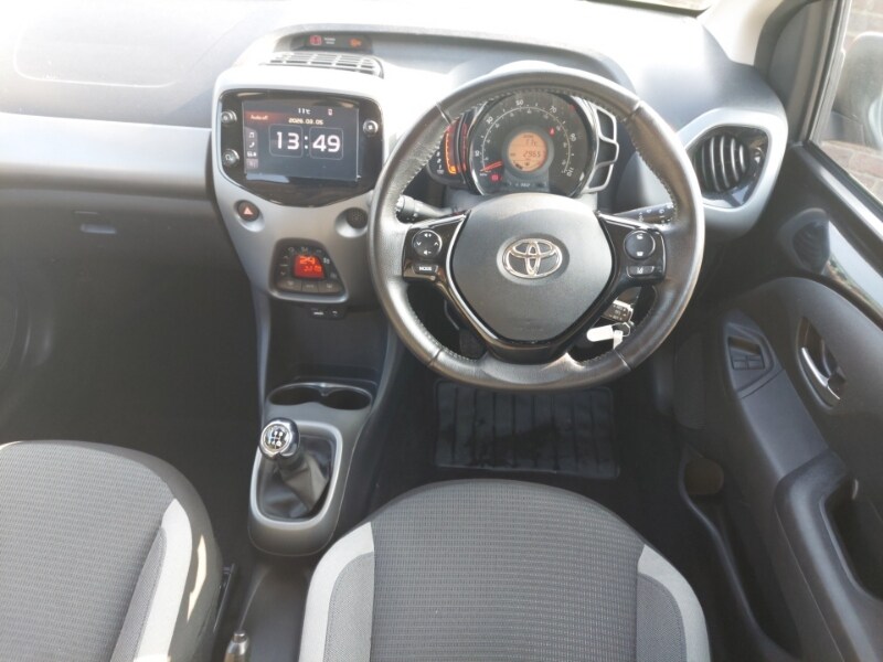 Used Toyota AYGO 2020 for sale - 77760944: Photo 7