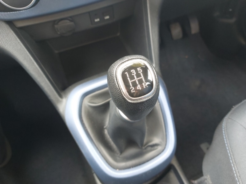 Used Hyundai i10 2015 for sale - 76055045: Photo 15