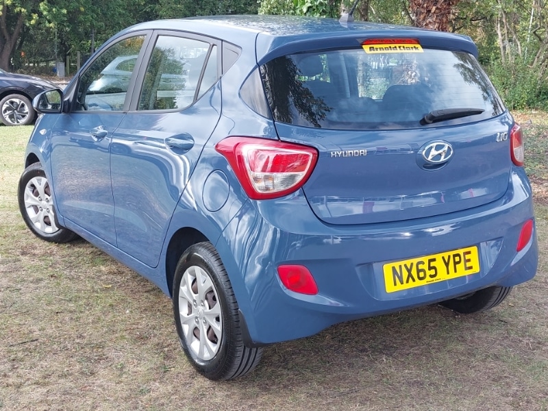 Used Hyundai i10 2015 for sale - 76055045: Photo 3
