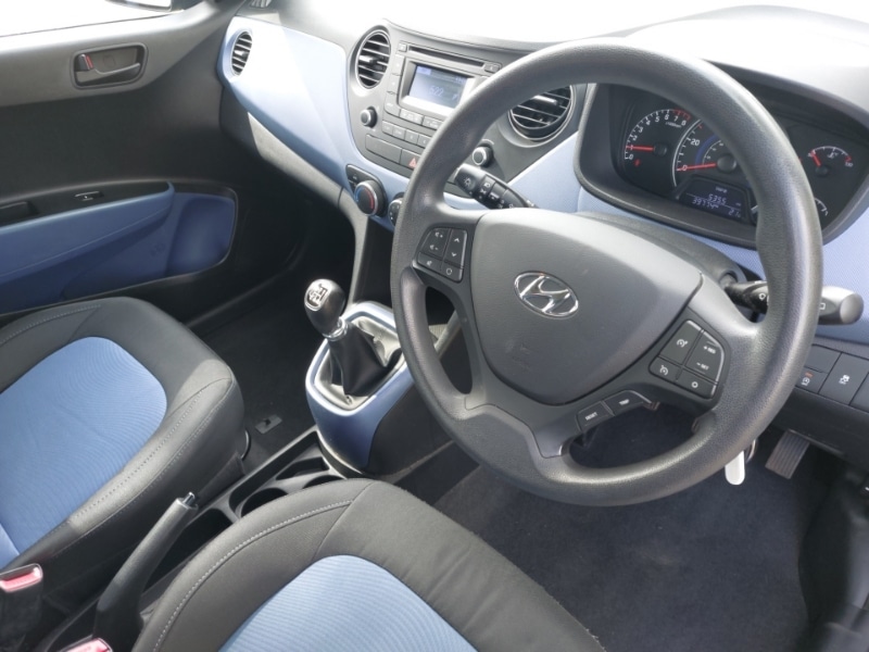 Used Hyundai i10 2015 for sale - 76055045: Photo 7