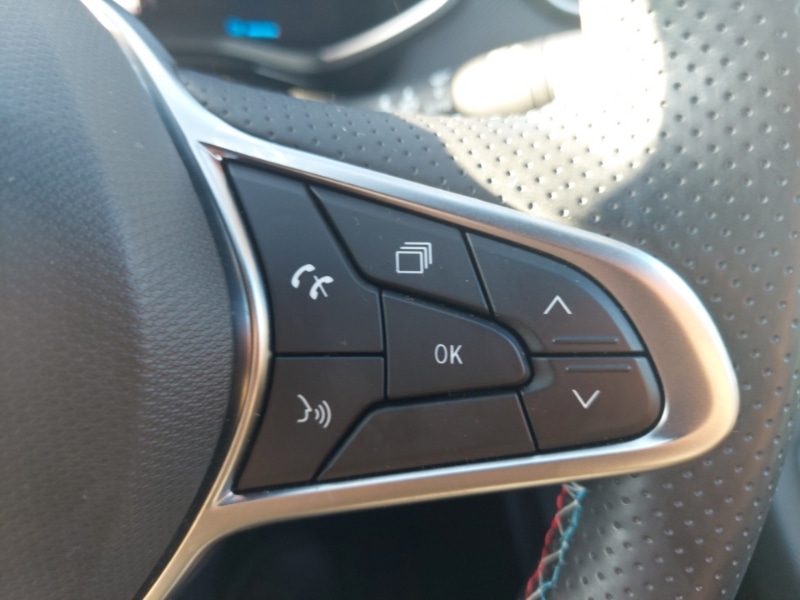 Used Renault Clio 2024 for sale - 77922084: Photo 16