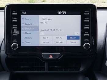 Used Toyota Yaris Cross 2022 for sale - 74666510: Photo