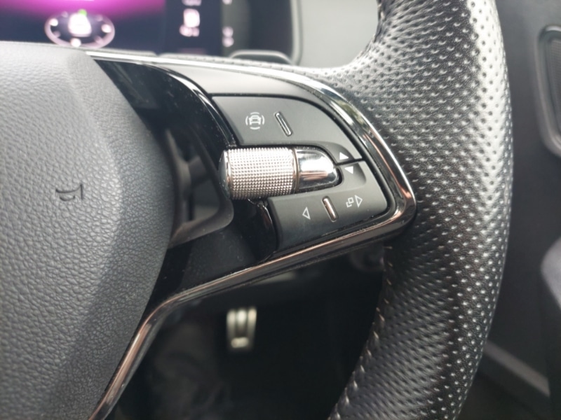 Used Skoda Karoq 2021 for sale - 76822272: Photo 14