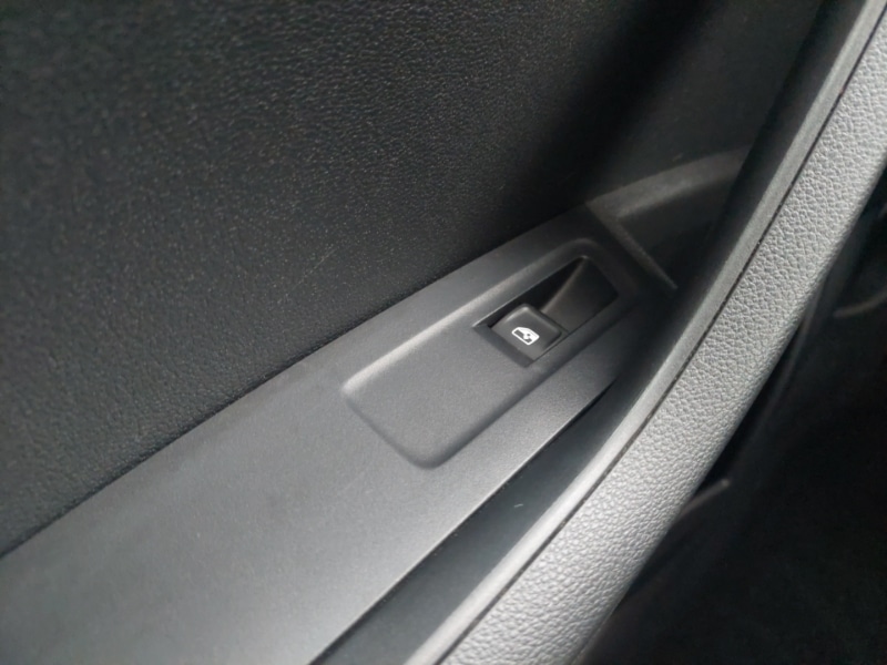 Used Skoda Karoq 2024 for sale - 76537249: Photo 14