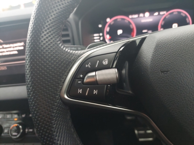 Used Skoda Karoq 2024 for sale - 76537249: Photo 16