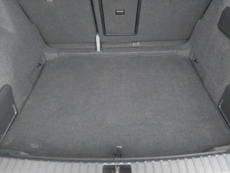 Used Skoda Karoq 2024 for sale - 76537249: Photo 8