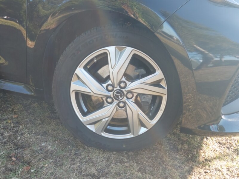 Used Mazda Mazda2 HYBRID 2024 for sale - 76864338: Photo 9