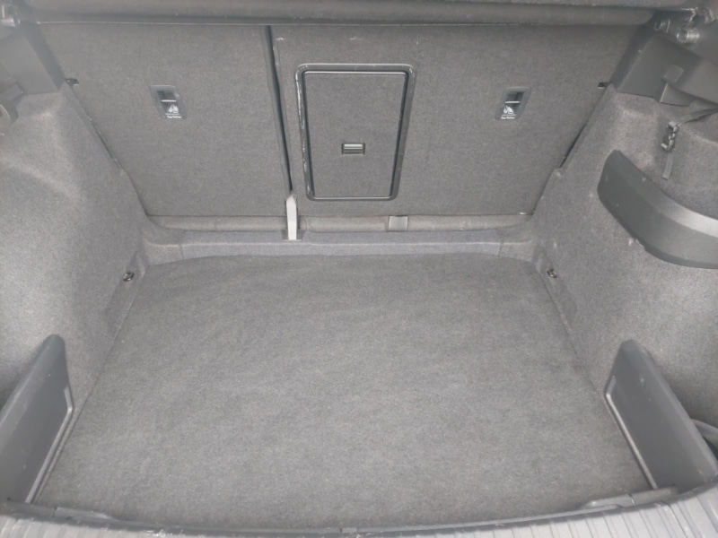 Used Skoda Karoq 2021 for sale - 76325566: Photo 8