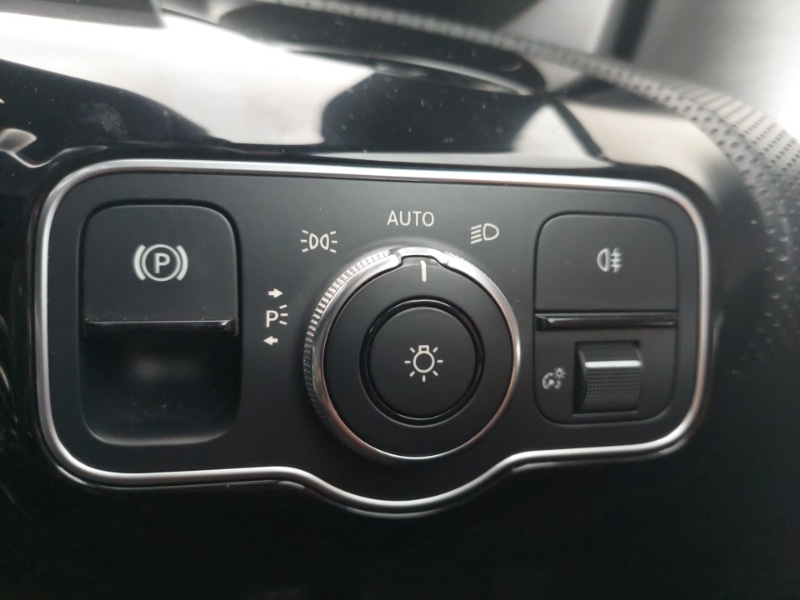 Used Mercedes-Benz CLA 2019 for sale - 77999375: Photo 15