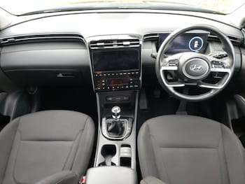 Used Hyundai TUCSON 2021 for sale - 76108050: Photo 2