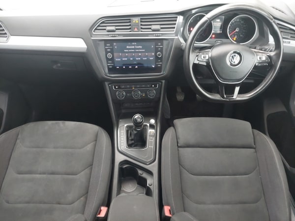 Used Volkswagen Tiguan 2019 for sale - 76269001: Photo 2
