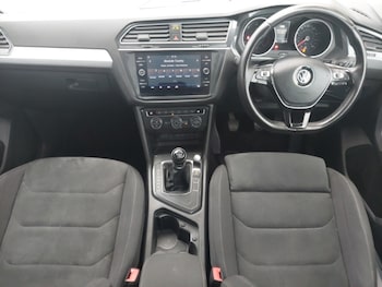 Used Volkswagen Tiguan 2019 for sale - 76269001: Photo 2