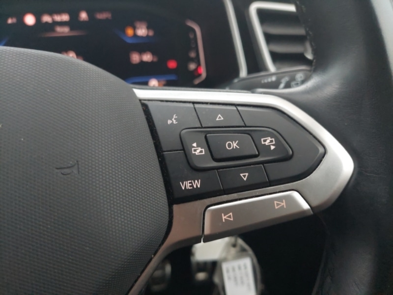 Used Volkswagen T-Roc 2023 for sale - 76518695: Photo 17