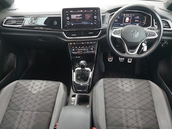 Used Volkswagen T-Roc 2023 for sale - 76518695: Photo