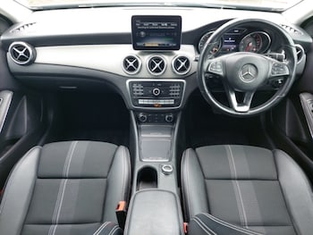Used Mercedes-Benz GLA 2018 for sale - 79368152: Photo