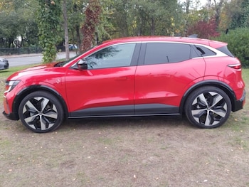Used Renault Megane E Tech 2024 for sale - 76107982: Photo 4