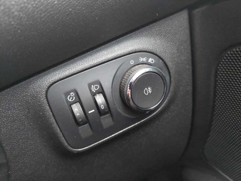 Used Vauxhall ADAM 2015 for sale - 77439363: Photo 14