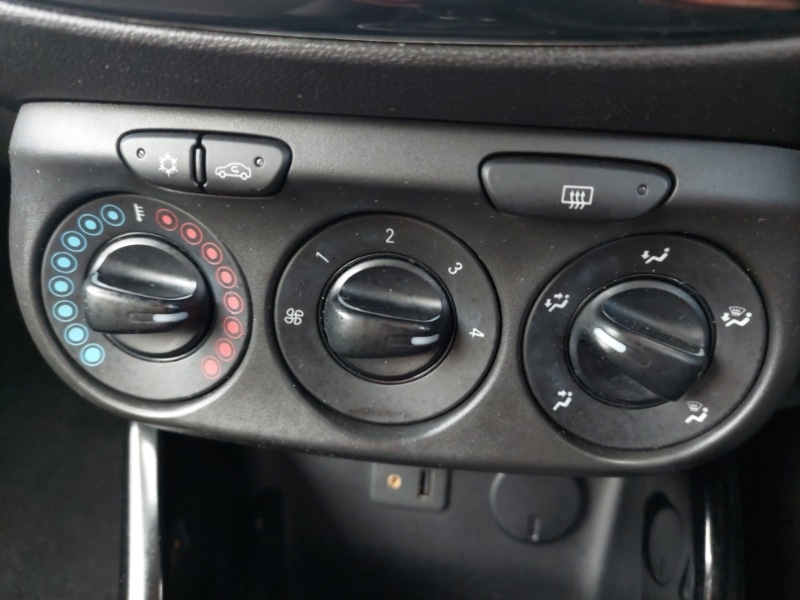 Used Vauxhall ADAM 2015 for sale - 77439363: Photo 17