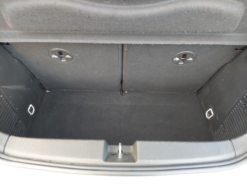 Used Vauxhall ADAM 2015 for sale - 77439363: Photo 8