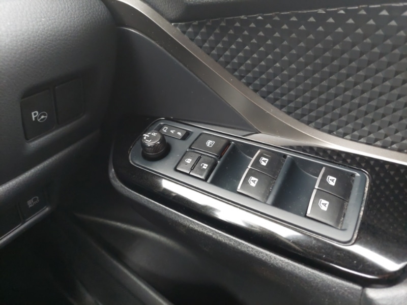 Used Toyota C-HR 2019 for sale - 76629163: Photo 14