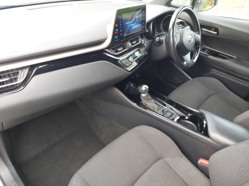 Used Toyota C-HR 2019 for sale - 76629163: Photo 5