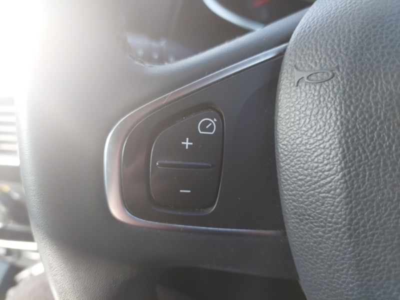 Used Renault Clio 2018 for sale - 77776615: Photo 15