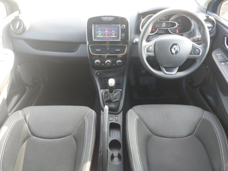 Used Renault Clio 2018 for sale - 77776615: Photo 2