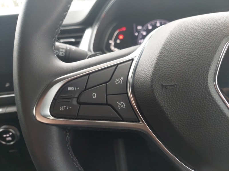 Used Renault Captur 2021 for sale - 76543609: Photo 16