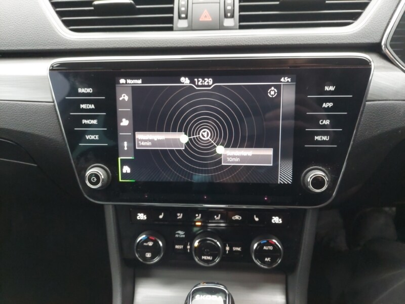 Used Skoda Superb 2023 for sale - 77466128: Photo 7