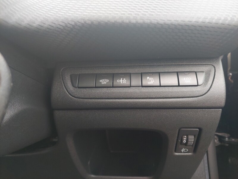 Used Peugeot 2008 2019 for sale - 77908348: Photo 16