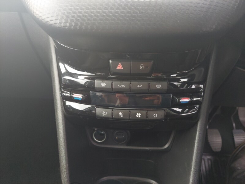 Used Peugeot 2008 2019 for sale - 77908348: Photo 17