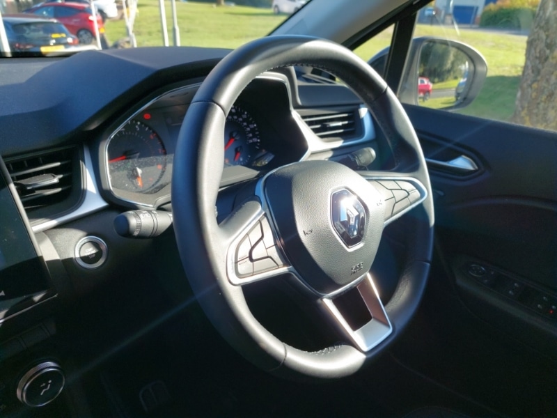 Used Renault Captur 2022 for sale - 76187846: Photo 15