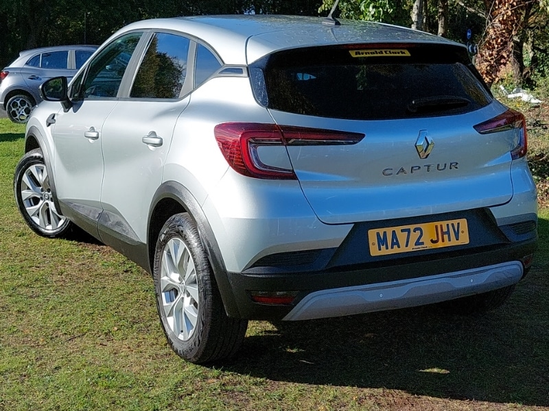 Used Renault Captur 2022 for sale - 76187846: Photo 3