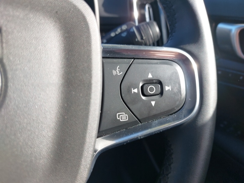 Used Volvo XC40 2023 for sale - 76053899: Photo 18