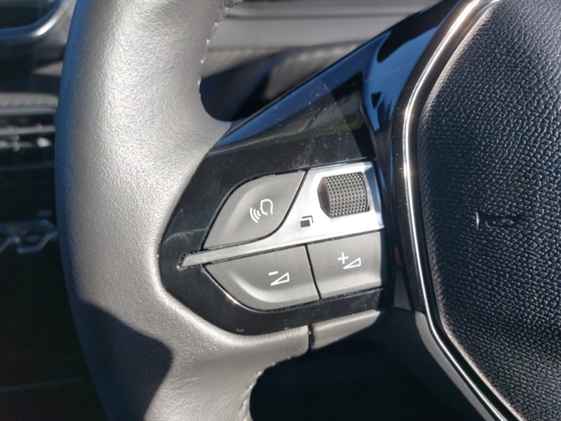 Used Peugeot 2008 2023 for sale - 77024595: Photo 18