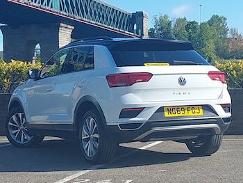 Used Volkswagen T-Roc 2020 for sale - 78567744: Photo